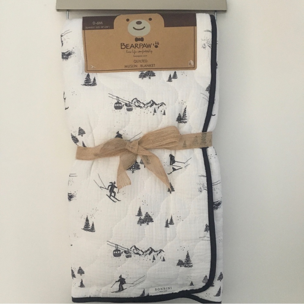 NEW Baby Quilted Muslin Blanket Soft Reverse Ski Mountains Trees Print | BEARPAW